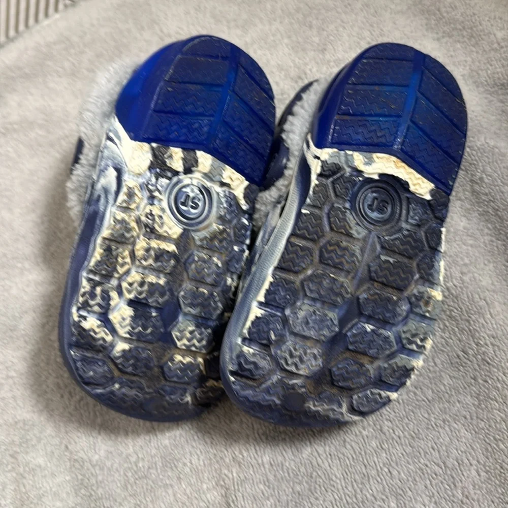 Striderite Cozy Lit Bray shoes size 5 baby Clogs Fleece Lining‎ slip-on